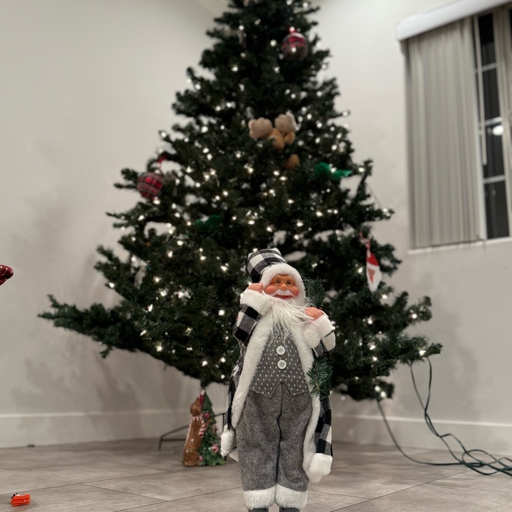 Black White Plaid Santa Claus 16 Inch Farmhouse Christmas Decor